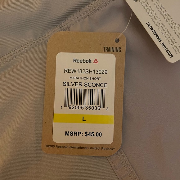 NWT Reebok Silver Athletic short Large - Picture 3 of 5